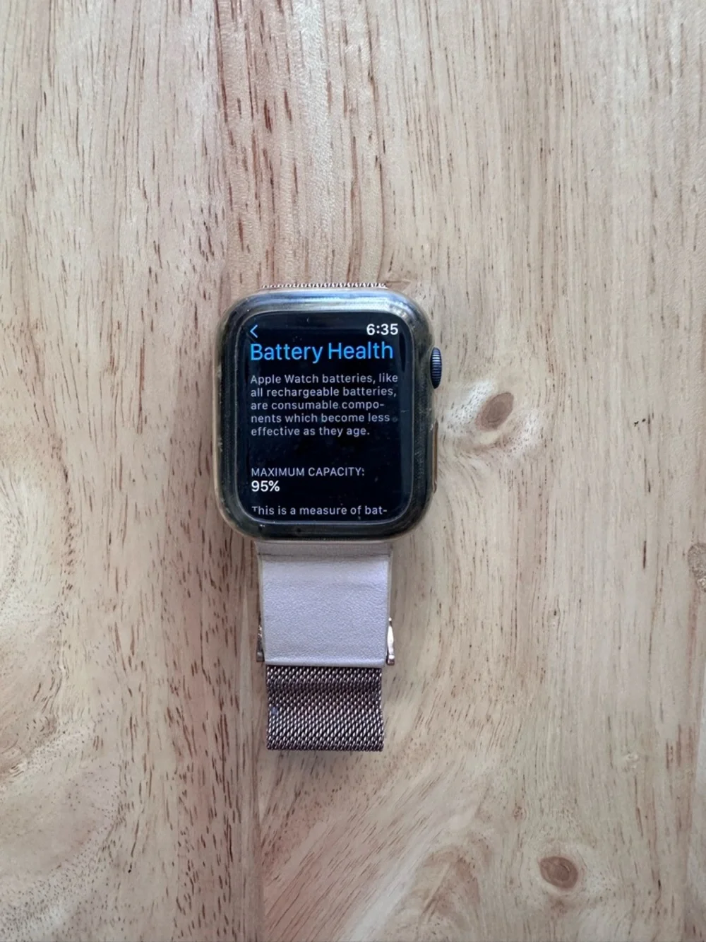 Apple Watch 32gb in Pink Leather with Rose Gold Band model A2095
